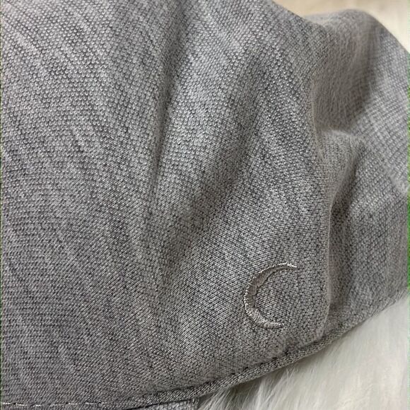 Zyia Ash textured baseball hat - Picture 4 of 8